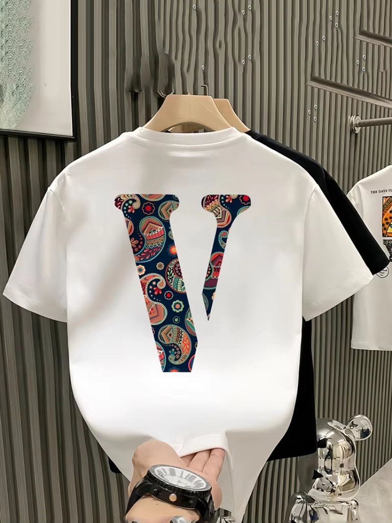 Streetwear Brand With White Flowers - White Cashew Flower V Vintage Art